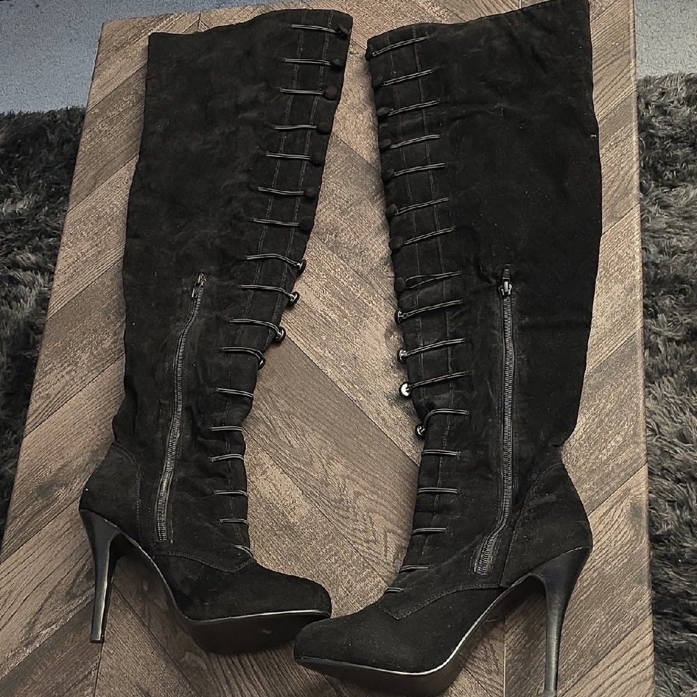 Elegant Black-Over-The Knee-High Lace-Up Style Boots
